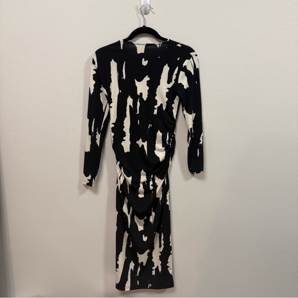 H&M Black White Abstract Print Ruched Midi Dress Long Sleeve Small - Picture 5 of 5